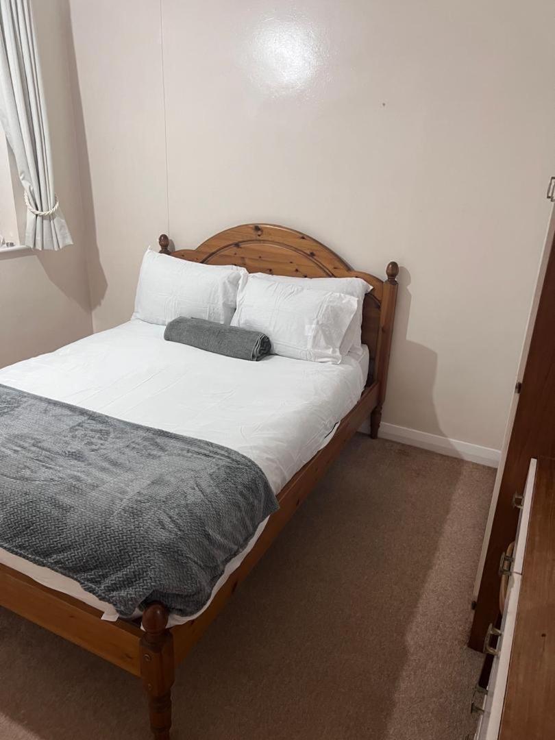 The Almond * Wellingborough